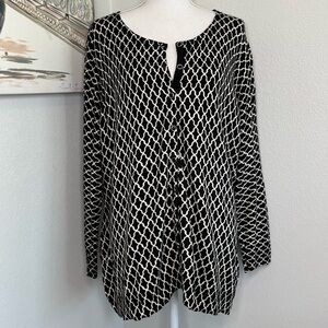 CATHERINES Black & White Patterned Button Front Cardigan Sweater | 2X 22/24